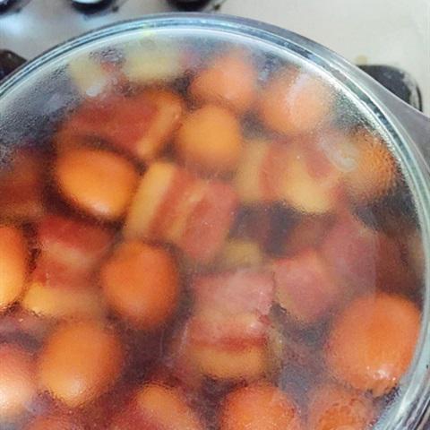 Cách làm thịt lợn kho trứng cút