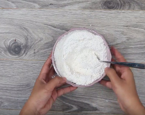 Thịt lợn nhồi củ sen rán giòn giòn thơm thơm cả nhà đều mê