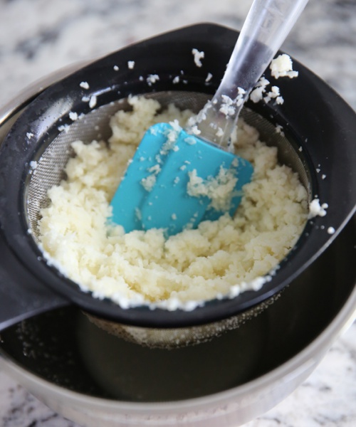 Thịt lợn xào măng tây sốt tương đen độc đáo