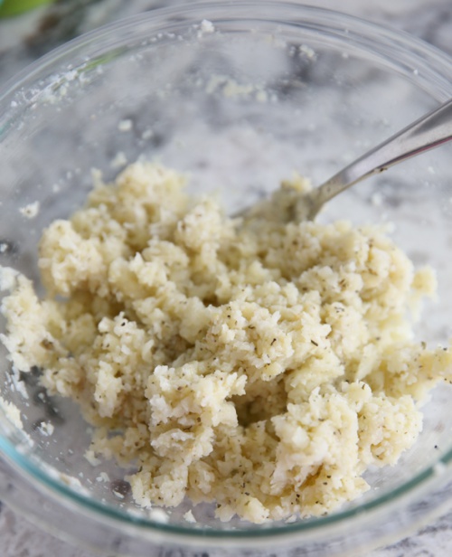 Thịt lợn xào măng tây sốt tương đen độc đáo