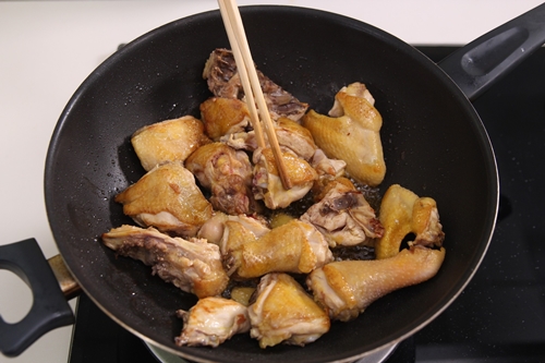 Thịt luộc cuốn dưa chuột thơm ngon, ăn 1 lại muốn ăn 10