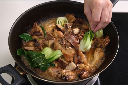 Thịt luộc cuốn dưa chuột thơm ngon, ăn 1 lại muốn ăn 10