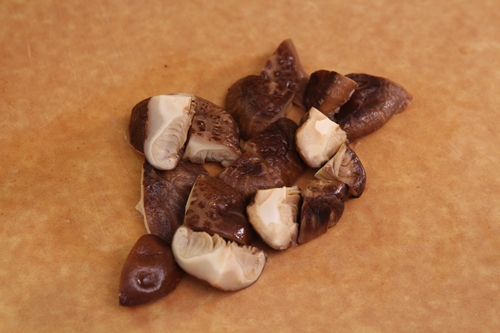 Thịt luộc cuốn dưa chuột thơm ngon, ăn 1 lại muốn ăn 10