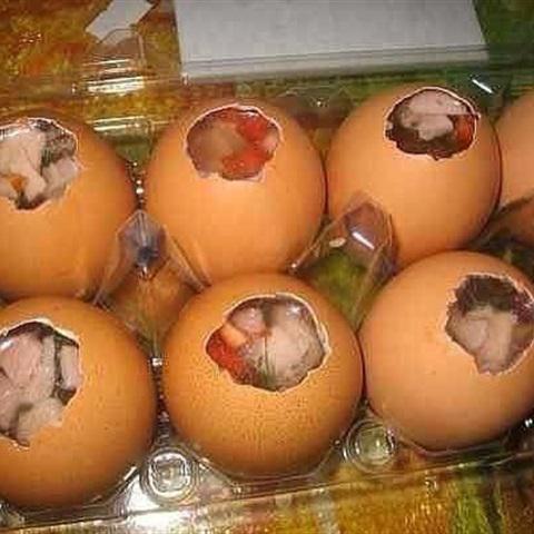 Cách làm thịt nấu đông trong vỏ trứng