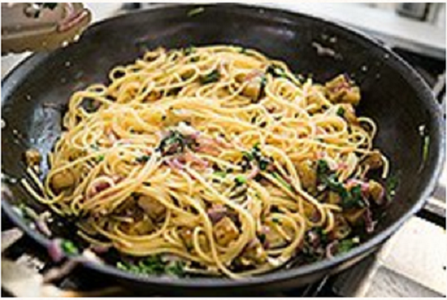 Thịt nguội cuộn khoai tây và táo nướng ngon ngất ngây