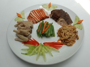 Thịt nguội ngũ vị