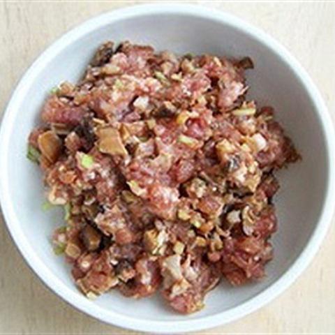 Cách làm thịt nhồi ớt tiêu