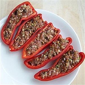 Cách làm thịt nhồi ớt tiêu