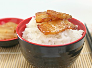 Thịt rang cháy cạnh