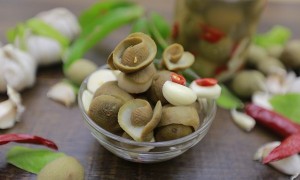 Thịt viên chiên đậm đà ngon cơm cho cả gia đình