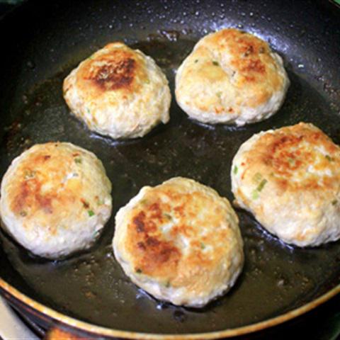 Cách làm thịt viên đậu hũ chiên