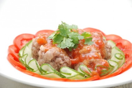 Thịt viên sốt cà chua