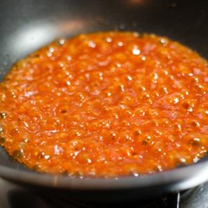 Cách làm thịt viên sốt chua ngọt