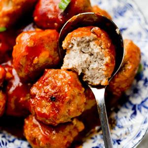 Cách làm thịt viên sốt chua ngọt