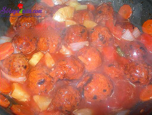 Thịt viên sốt chua ngọt đưa cơm