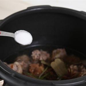 Cách làm thịt vịt hầm bia