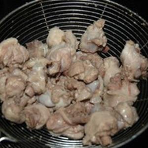 Cách làm thịt vịt kho măng