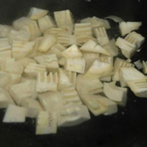 Cách làm thịt vịt kho măng