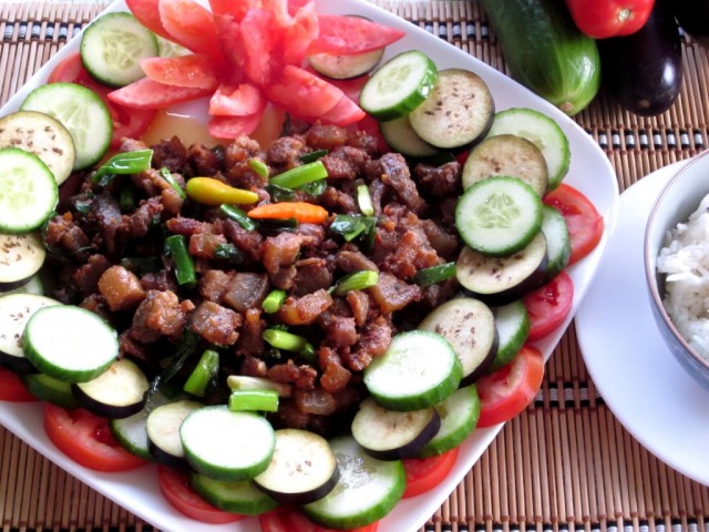 Thịt xào mắm ruốc