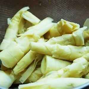 Cách làm thịt xào măng tươi