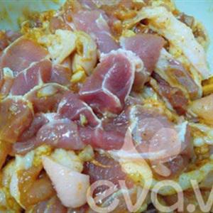 Cách làm thịt xiên lá mắc mật