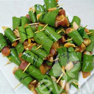 Cách làm thịt xiên lá mắc mật