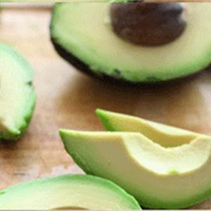 Cách làm thịt xông khói cuộn bơ