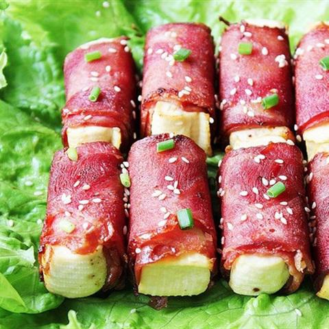 Cách làm thịt xông khói cuốn đậu hũ