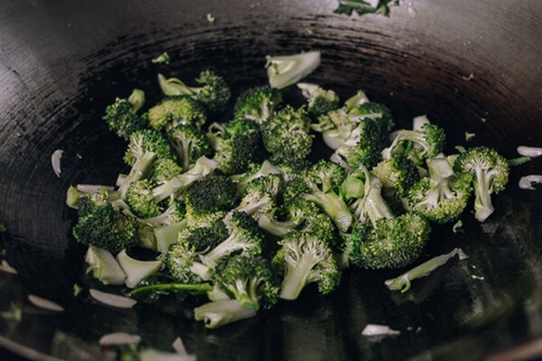 Thơm mát mềm mịn với bánh bông lan vị trà xanh ngon tuyệt khó cưỡng