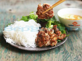 Thơm ngon bún chả Hà Nội
