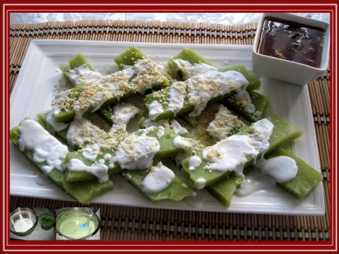 Thơm ngon với bánh đúc nước cốt dừa