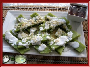 Thơm ngon với bánh đúc nước cốt dừa