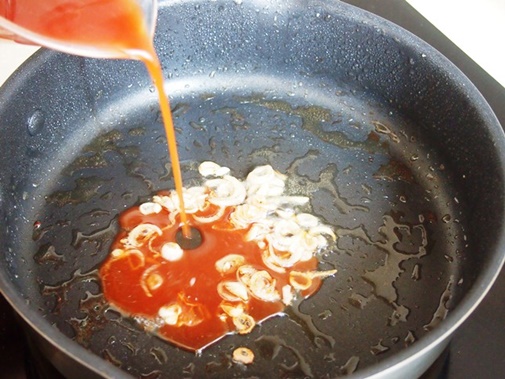 Thử làm xôi cốt dừa với xoài trải nghiệm hương vị độc đáo