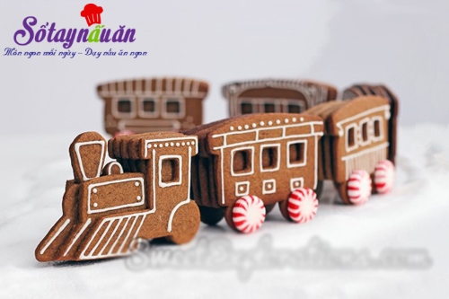 Thực đơn tiệc Noel: Cách làm bánh quy gừng hình đoàn tàu đón Giáng sinh