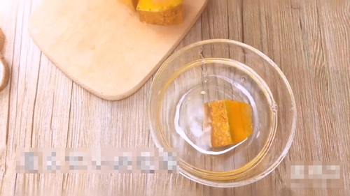 Thưởng thức hương vị mới lạ của trứng thảo mộc