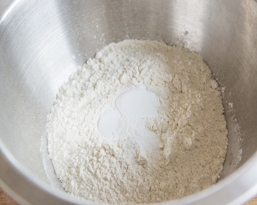 Thưởng thức hương vị tươi ngon của mỳ nui trộn rau củ