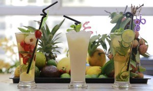 Thưởng thức miến trộn tôm mật ong thanh mát đầu hè