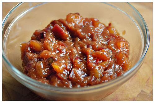 Thưởng thức nét quyến rũ của Tây Ban Nha trong li cocktail sangria hoa quả