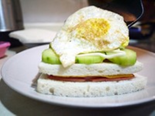 Thưởng thức vị ngon mê hoặc của mì Dương Xuân