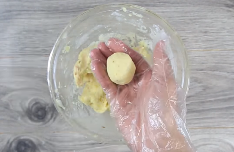 Tim hấp hạt sen vừa ngon vừa bổ dưỡng cho cả nhà