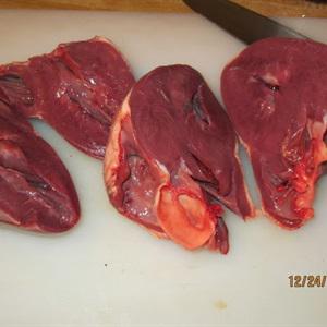 Cách làm tim heo xào ớt chuông