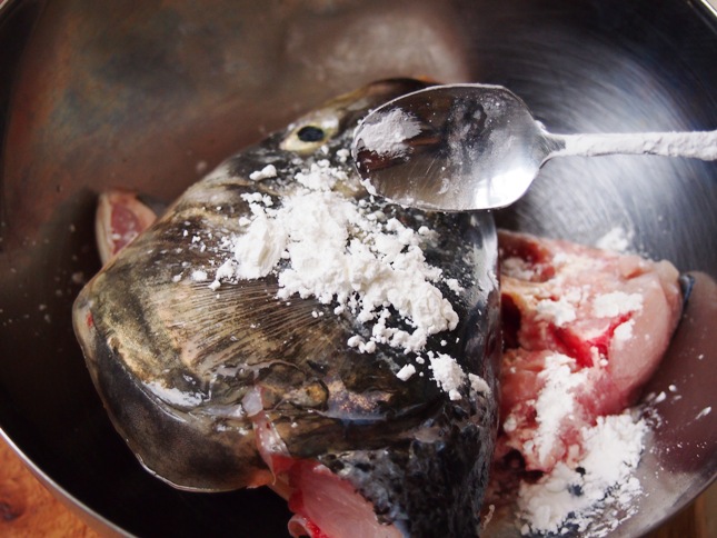 Tô màu tím lãng mạn cho mùa hè với thạch thanh long trái tim