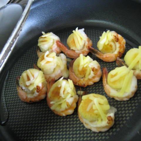 Cách làm tôm bọc khoai tây chiên giòn