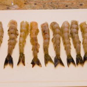 Cách làm tôm bọc khoai tây nướng