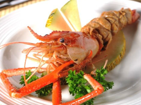 Tôm càng cuộn dưa lưới