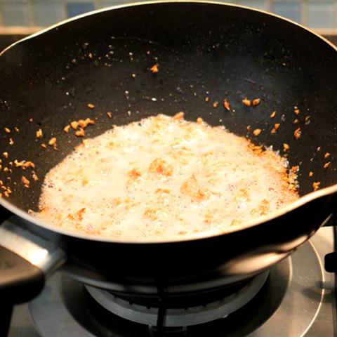 Cách làm tôm càng kho tàu