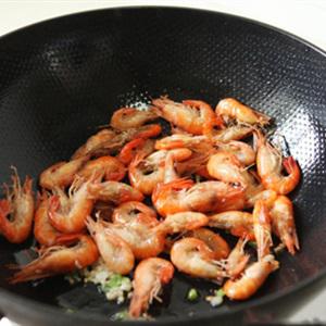 Cách làm tôm chiên hành gừng