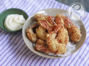 Tôm chiên hạnh nhân