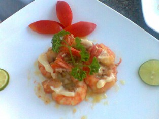 Tôm chiên sốt dứa