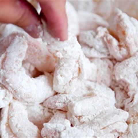 Cách làm tôm chiên trộn sốt chua ngọt